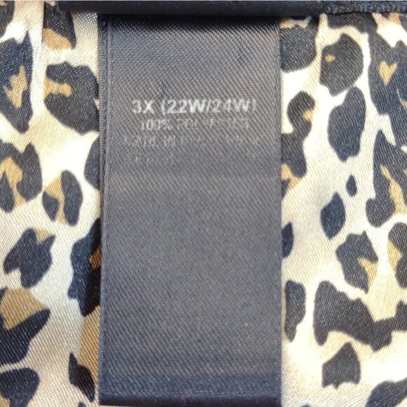 Secret Treasures sleek and smooth leopard print satin sleepshirt size 3X buttons - Picture 7 of 16
